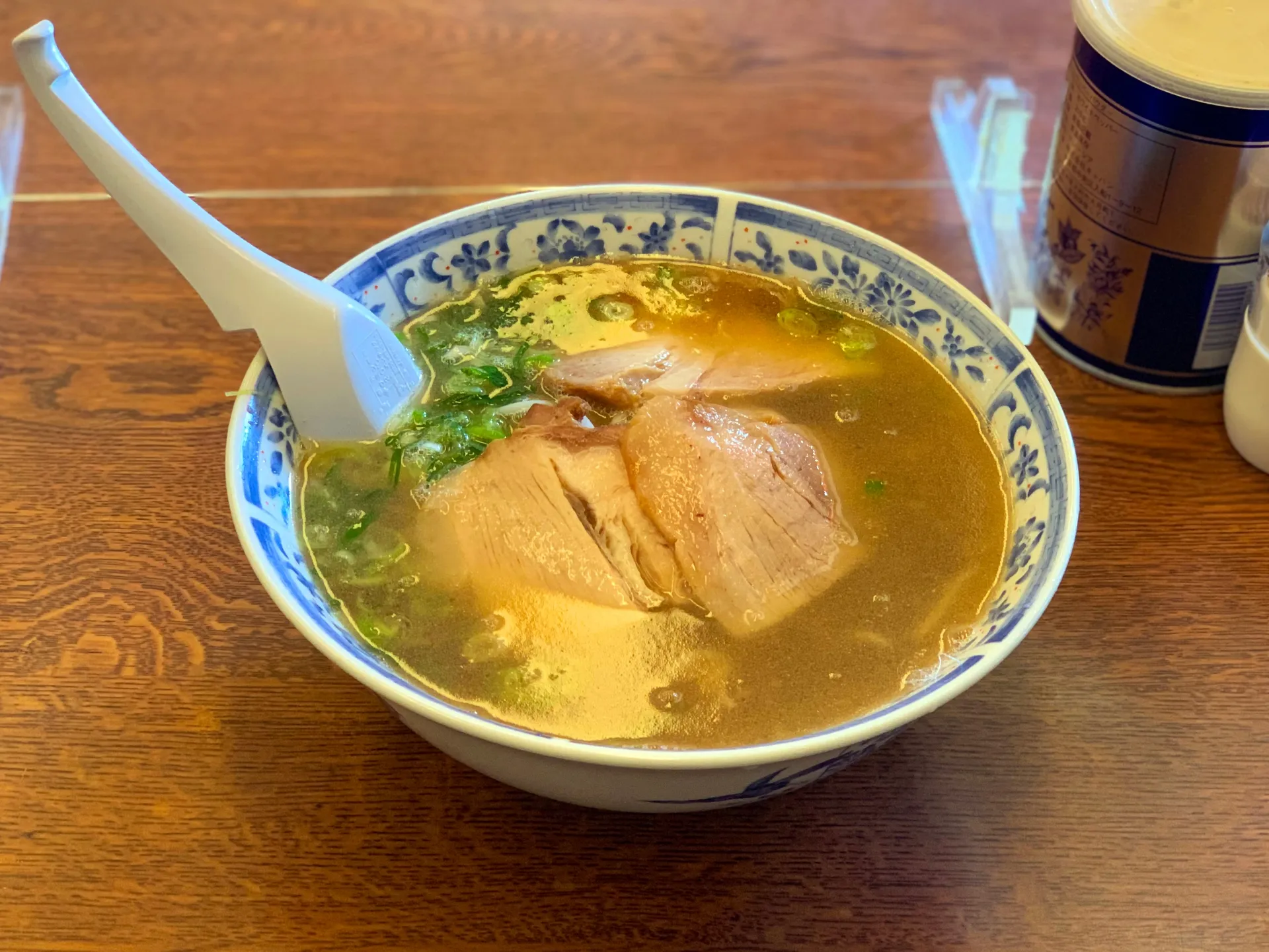 牛骨ラーメン